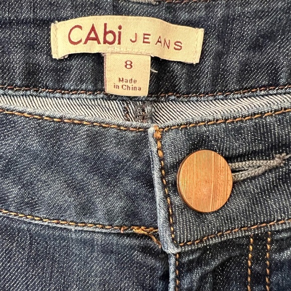 CAbi Dark blue classic 5 pocket mid-rise flare jeans Women’s Size 8 - Picture 3 of 10